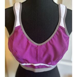Syrokan Sports Bra Size 40B